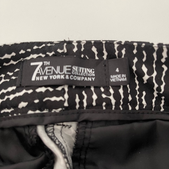 New York & Co cropped pants. - Picture 3 of 3